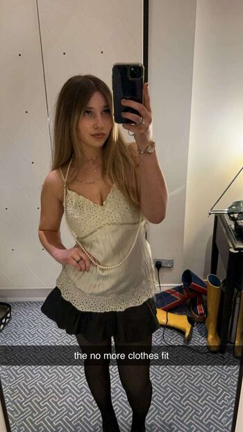 🔥 Sara dobrik page leaked private photo uncensored full