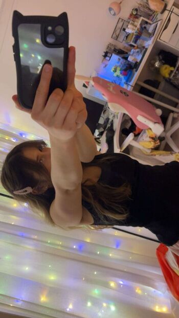 🔥 Sara dobrik page leaked private photo uncensored full