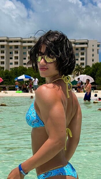 Full leaked Sara saffari private onlyfans photo