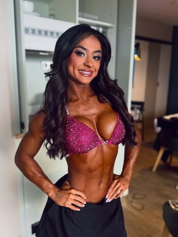 Full leaked Saragabrielepro private onlyfans photo