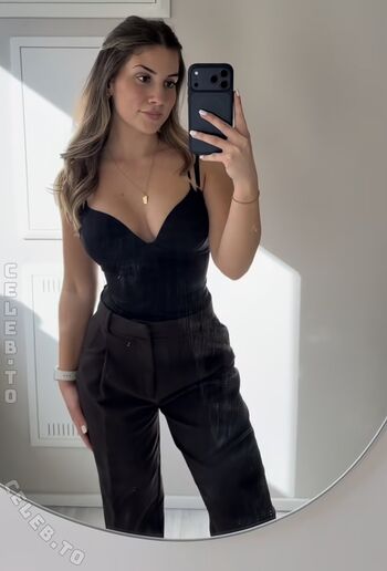 Full leaked Sarah anca private onlyfans photo