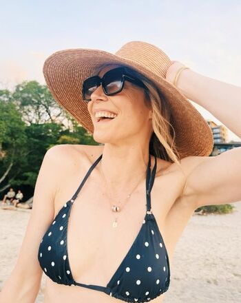 🔥 Sarah chalke leaked private photo uncensored full