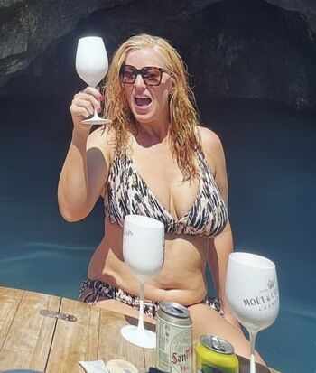 Full leaked Sarah jane mee private onlyfans photo
