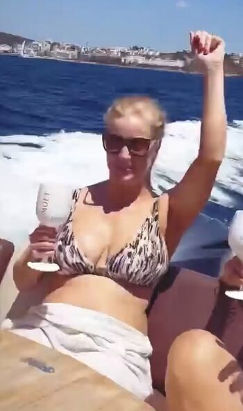 Full leaked Sarah jane mee private onlyfans photo