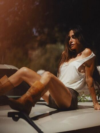 Full leaked Sarah shahi private onlyfans photo