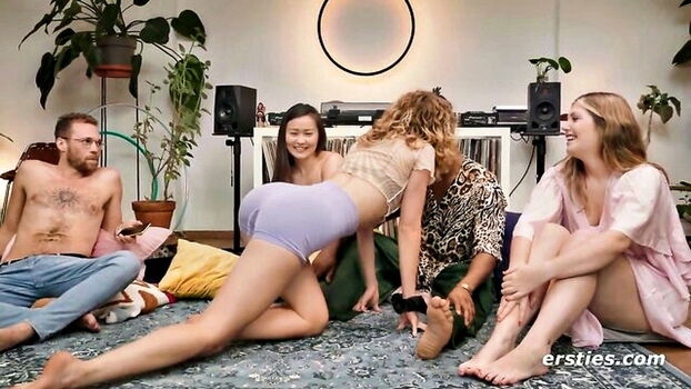 Full leaked Sarathehottie private onlyfans photo