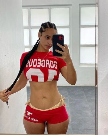 Sarina Bree