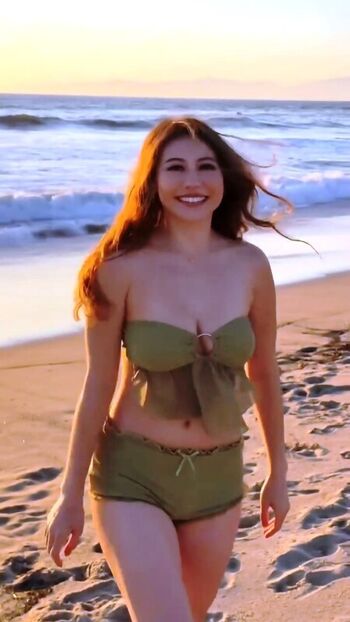 Full leaked Sasha emiri private onlyfans photo