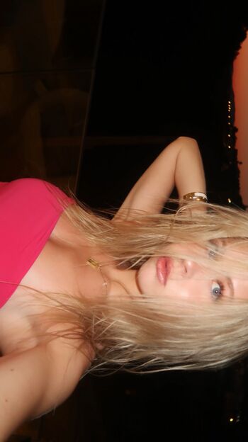 Full leaked Saskia lester private onlyfans photo