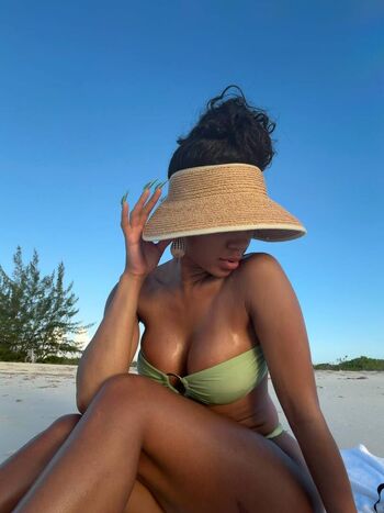 🔥 Saweetie page leaked private photo uncensored full