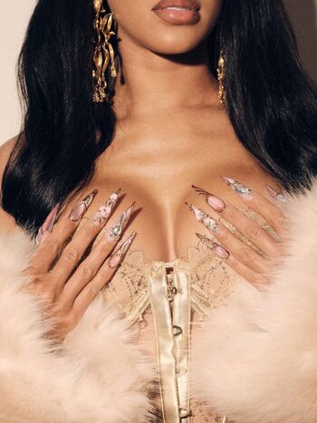 🔥 Saweetie leaked private photo uncensored full