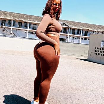 Sbahle_miya