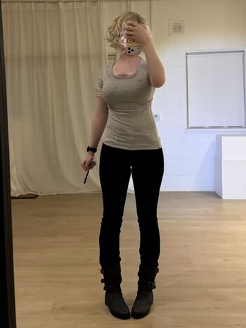 Full leaked Sellenelle private onlyfans photo