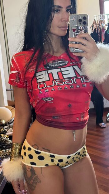 sevdaliza
