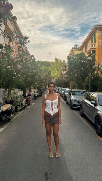 sevdaliza
