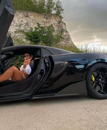 Full leaked Sevdaliza private onlyfans photo
