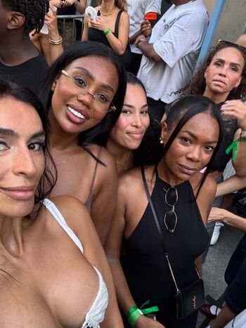 sevdaliza