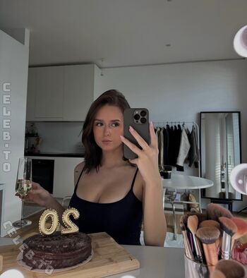 Full leaked Sheila gradascevic private onlyfans photo