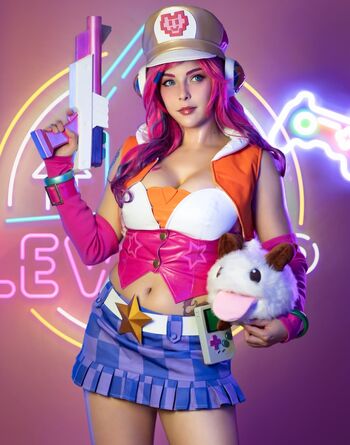 Shermie Cosplay