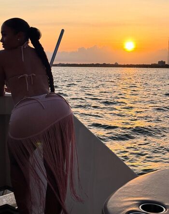 Shey Starr