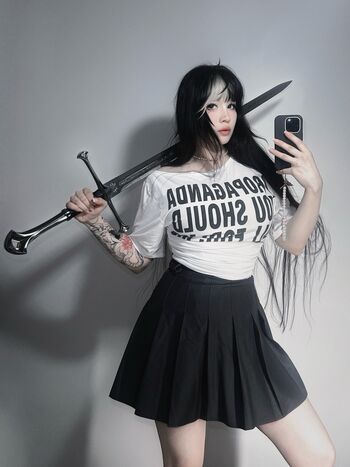 shini_waifu