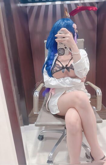Shiroi1605