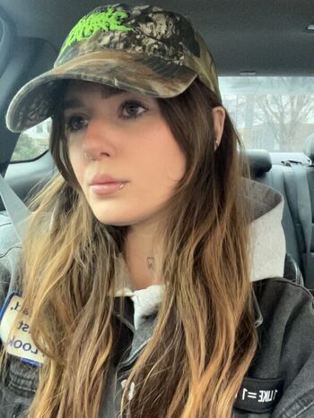 Full leaked Showing teeth private onlyfans photo