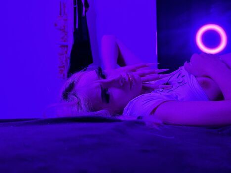 Full leaked Skarbaby private onlyfans photo