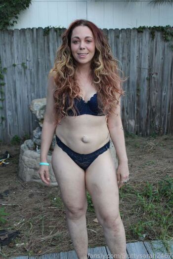 Full leaked Sluttysarah private onlyfans photo