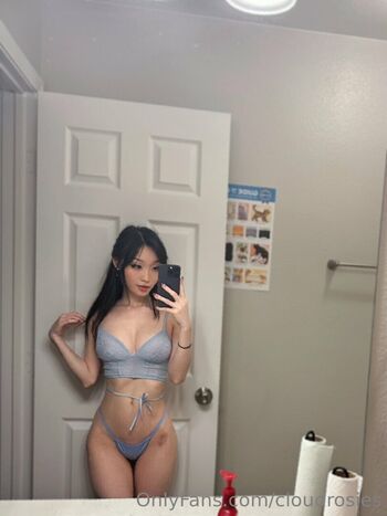 Full leaked Smexyrosies private onlyfans photo