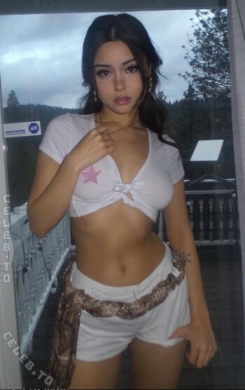 Full leaked Sohannaricci private onlyfans photo