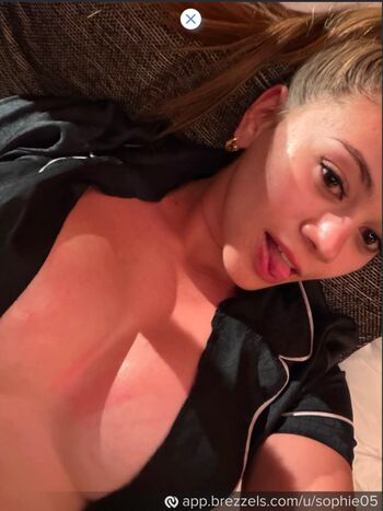 Full leaked Sophie private onlyfans photo