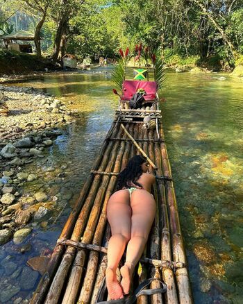 Full leaked Stacy londyn private onlyfans photo