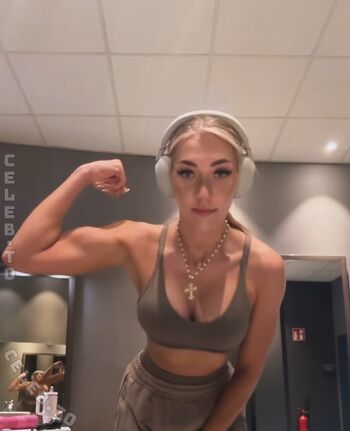 🔥 Starletnova  page leaked private photo uncensored full