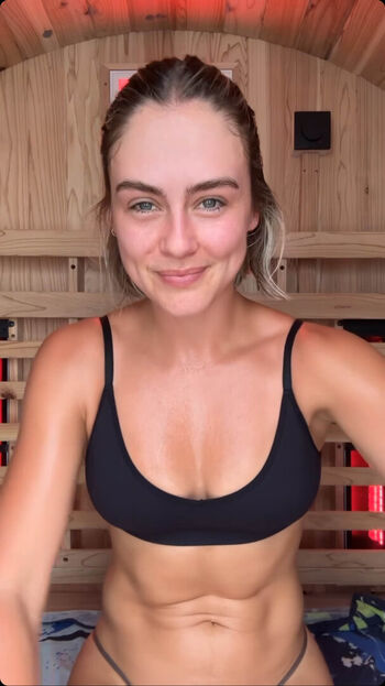 Steph Claire Smith