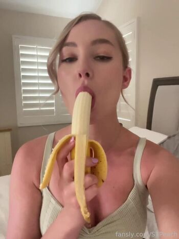 Full leaked Stpeach private onlyfans photo