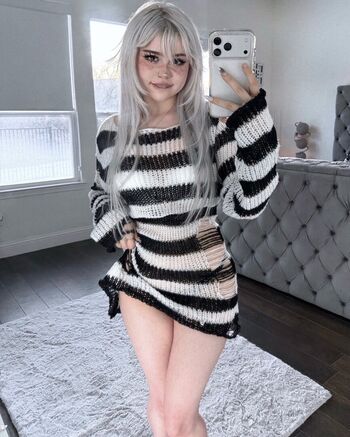 Full leaked Sugoimeg private onlyfans photo