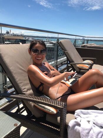 Full leaked Sun lover private onlyfans photo