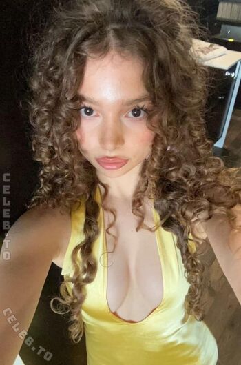 🔥 Sunday kalogeras leaked private photo uncensored full