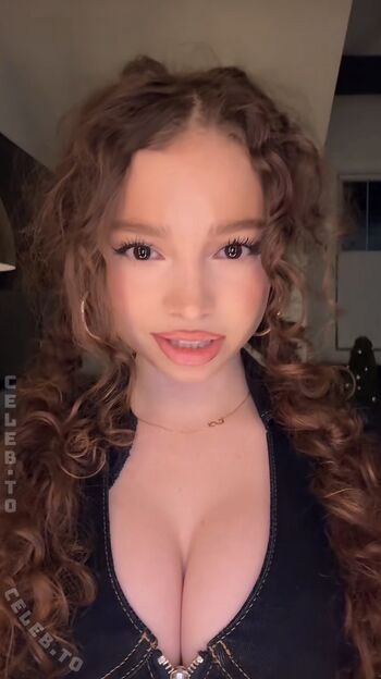 Full leaked Sunday kalogeras private onlyfans photo