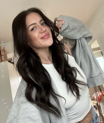 Full leaked Sunycls private onlyfans photo