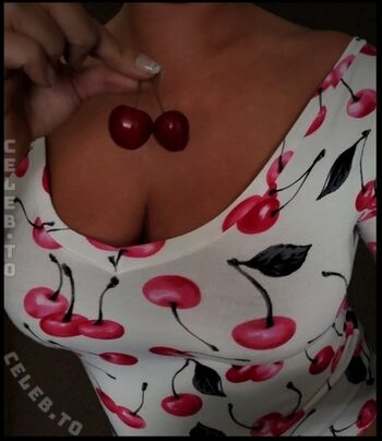 Full leaked Sweetmirage private onlyfans photo