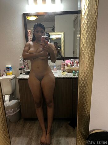 Full leaked Swizzllee private onlyfans photo