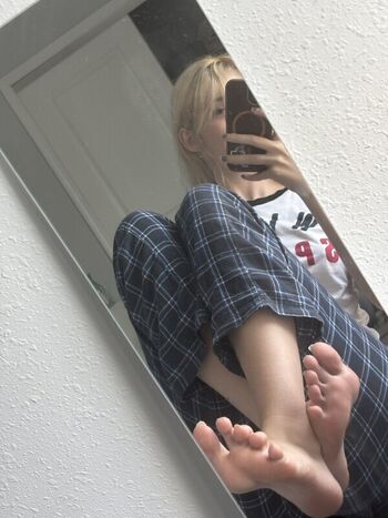Full leaked Swordfan  page private onlyfans photo