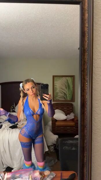 Full leaked Sydneygoldsmithh private onlyfans photo