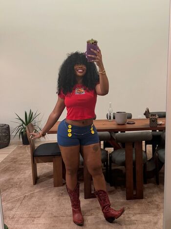 Full leaked Sza private onlyfans photo