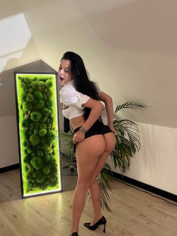 Full leaked Taanni page private onlyfans photo