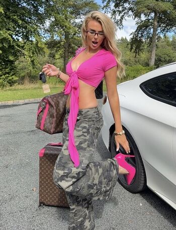Tallia Storm