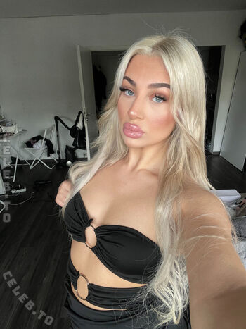 Tara Elaine