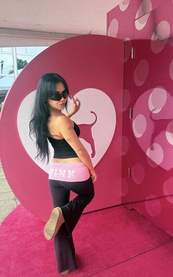 Full leaked Tara yummy private onlyfans photo